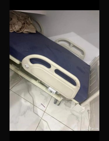 صورة السرير الطبي