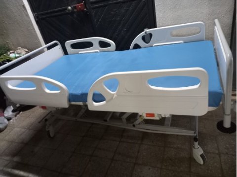 صورة للسرير الطبي