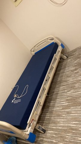 صورة السرير الطبي